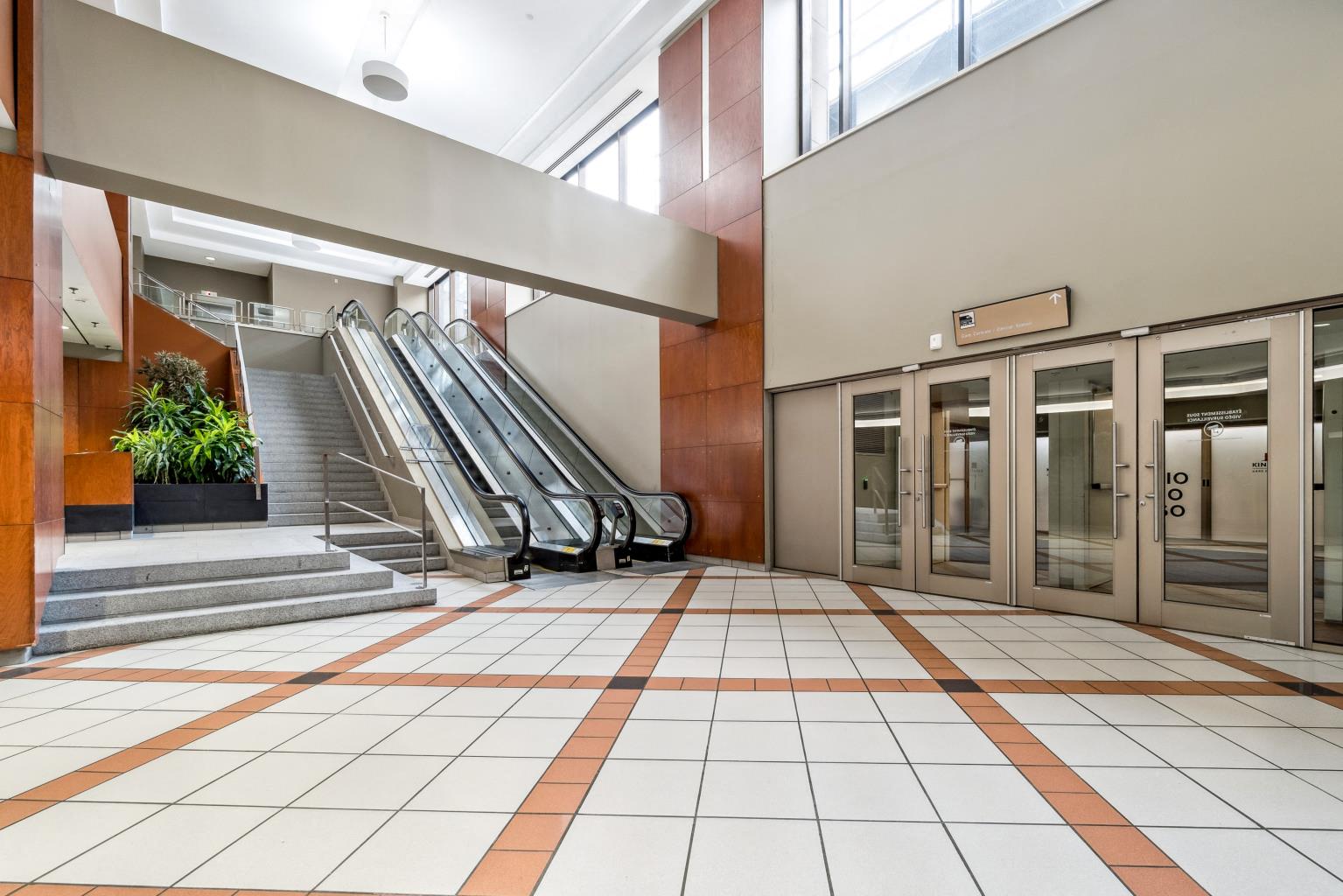 401060RobertBourassaInterieur (2)